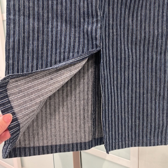 Pin striped denim skirt with back pocket details and back split - Picture 5 of 5